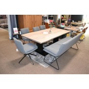 Ausstellungs-Bankgruppe Casada Camas